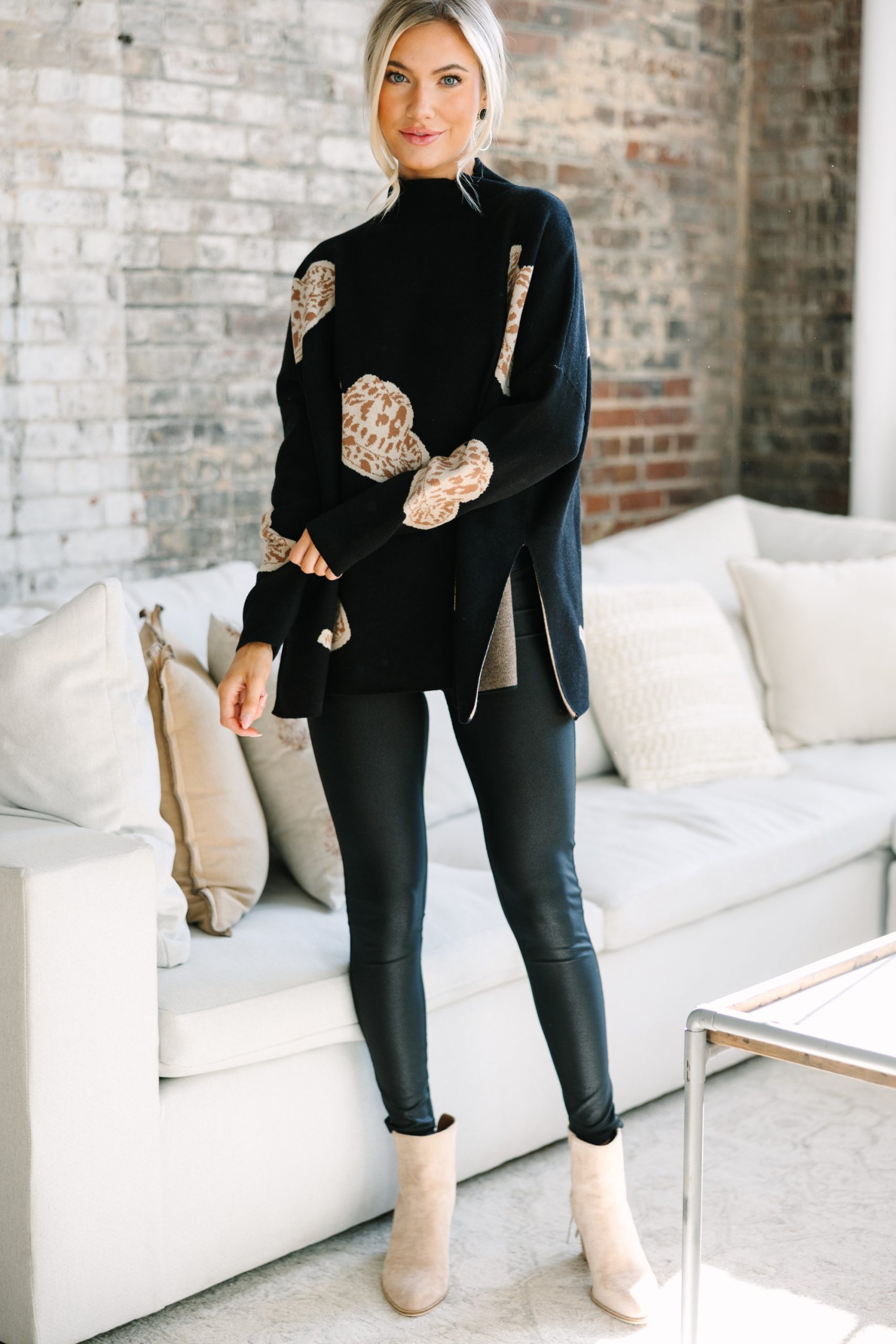 Yeehaw Black Cowboy Hat Sweater - Image 2