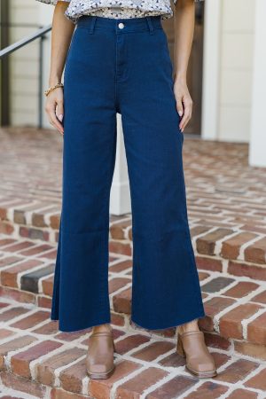 Going Strong Dark Denim Cropped Jeans