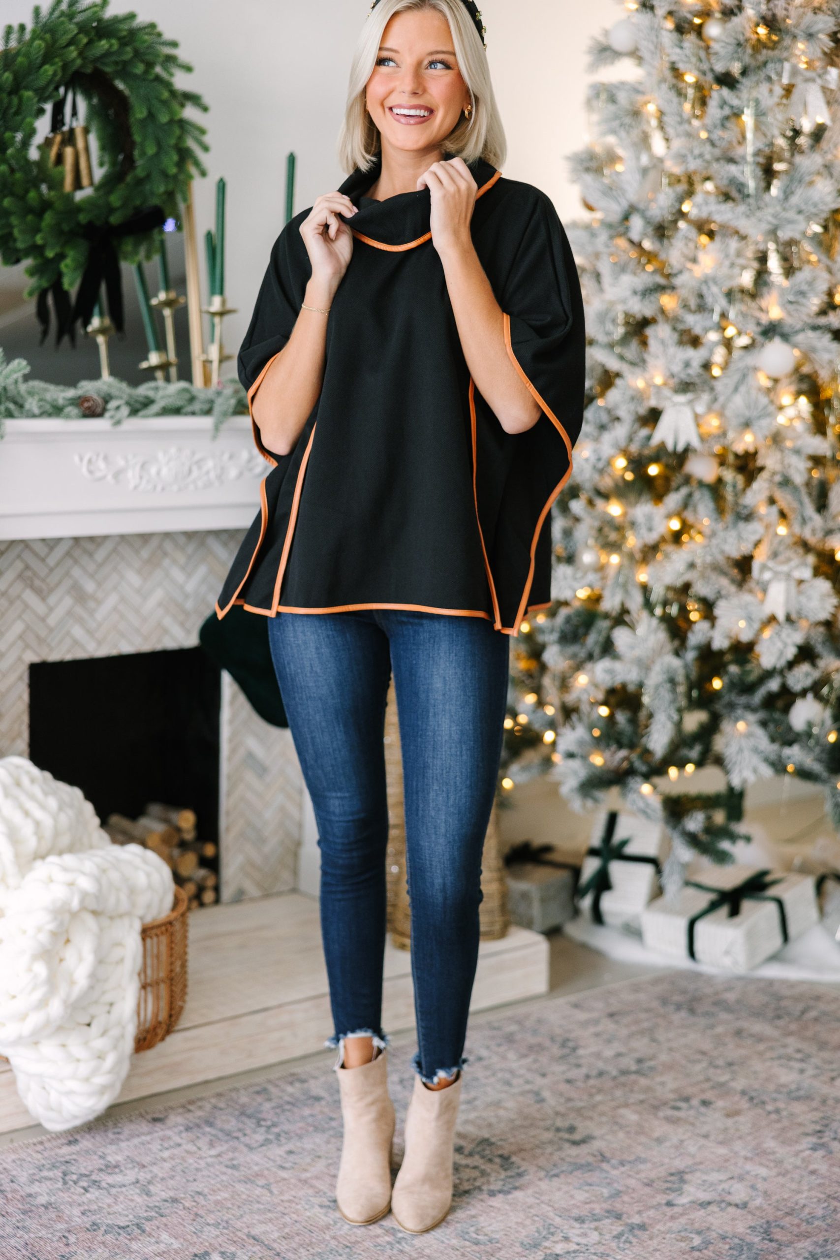 Read You Like A Book Black Poncho - Image 2